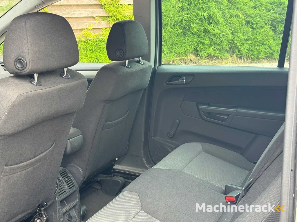 Opel Zafira 1.8 111 Jahre Edition, 22-RGT-5