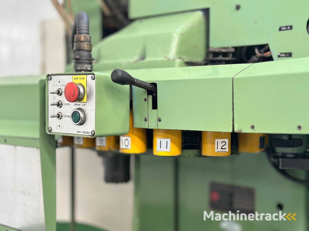 Matsuura - MC-710V-F Ram-Master 1 - CNC milling machine - 1981