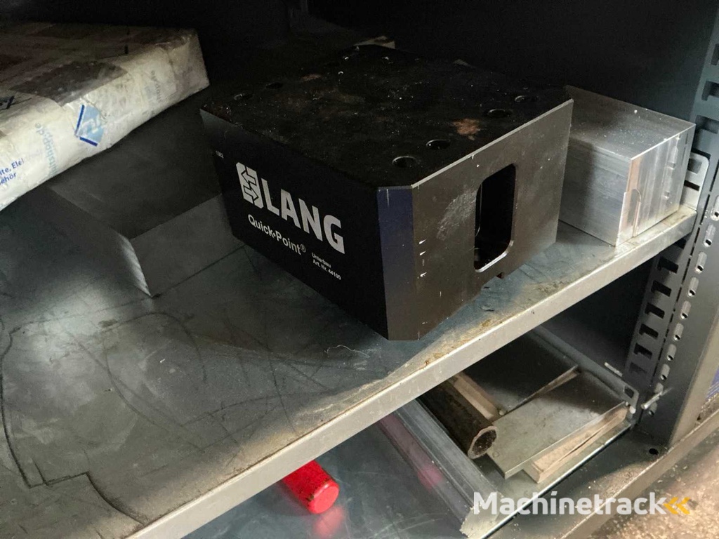 Workbench with contents