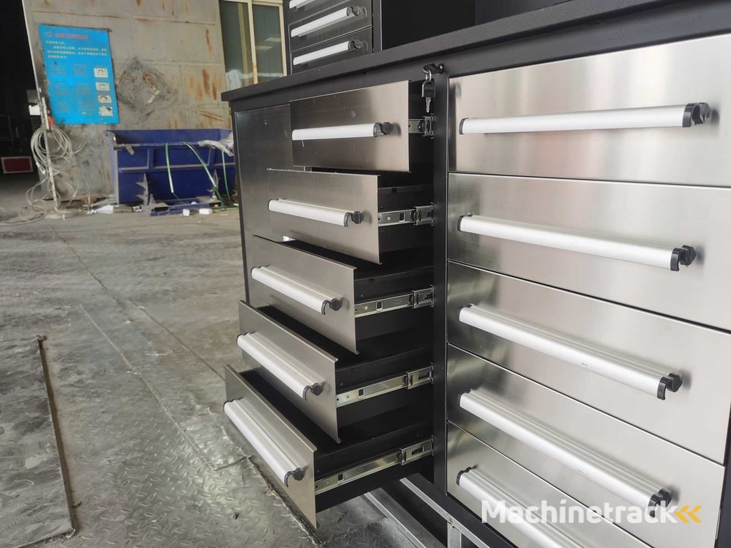 Field Industries Edelstahl-Werkstattschrank