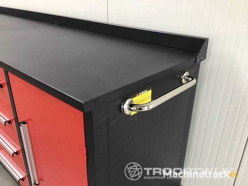 2025 -Easy-Going -10FT-12D-2- 01C - Werkbank