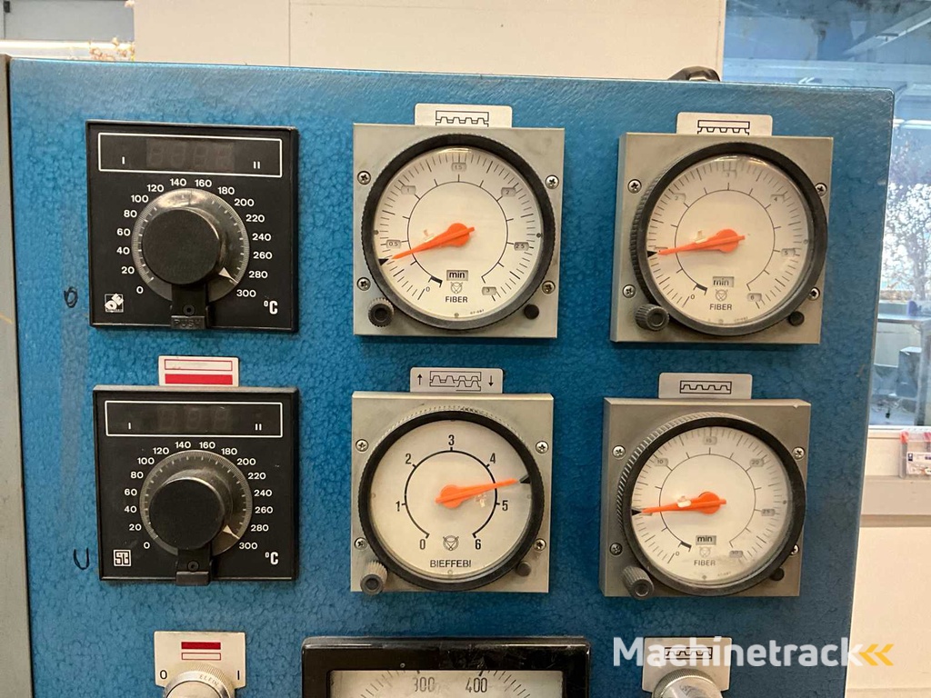 Bieffeb Hitte-pers machine