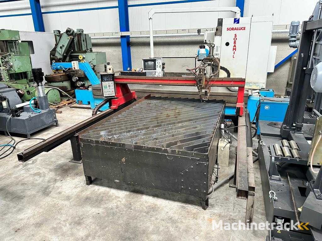 CMC - 3.000 x 2.000 - Plasma cutting machine