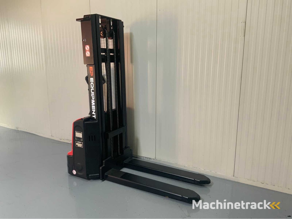 EP -  EST 2.7 meter stapelaar