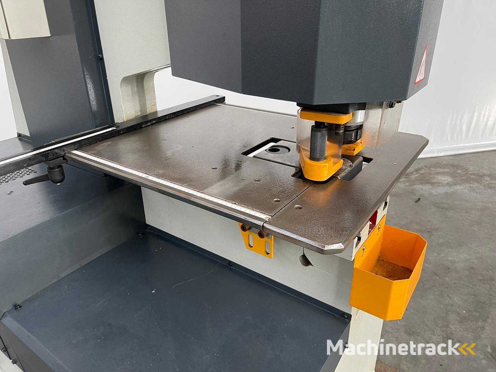 Sahinler - HPM 65 - Punch machine - 2013