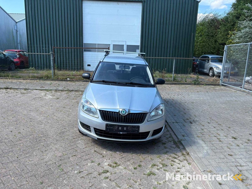 Skoda Pratik Benzine bestel auto, V-69-NFK