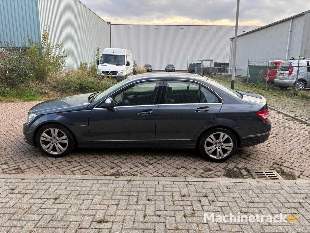 Mercedes-Benz c klasse 180 K Avantgarde Automaat Airco Cruise, J-732-NT