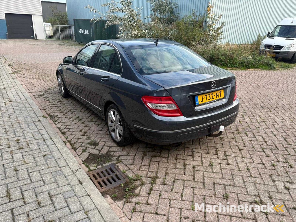 Mercedes-Benz c klasse 180 K Avantgarde Automaat Airco Cruise, J-732-NT