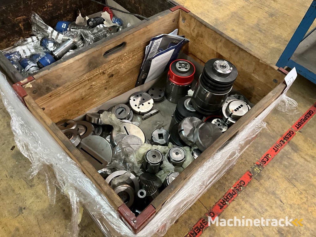 Various punching tools (40x)