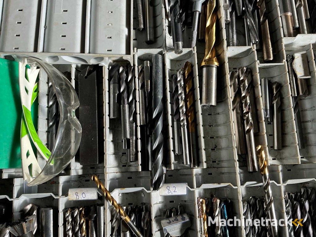 PRECITOOL telescopische ladekast met inhoud