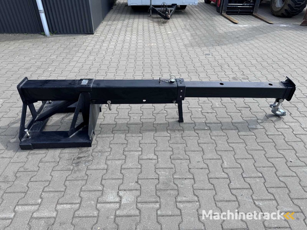 Field Industries Extendable jib for forklift