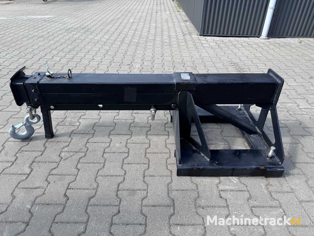 Field Industries Extendable jib for forklift