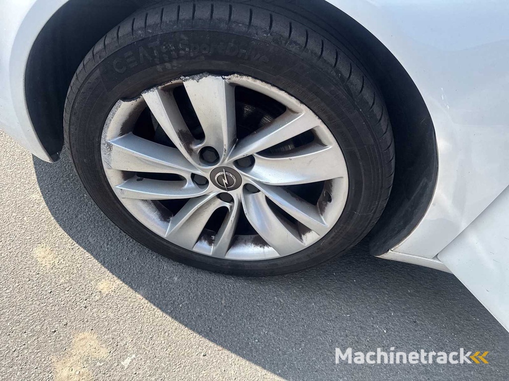 2013 - Opel Insignia Sports Tourer SW - Personenauto