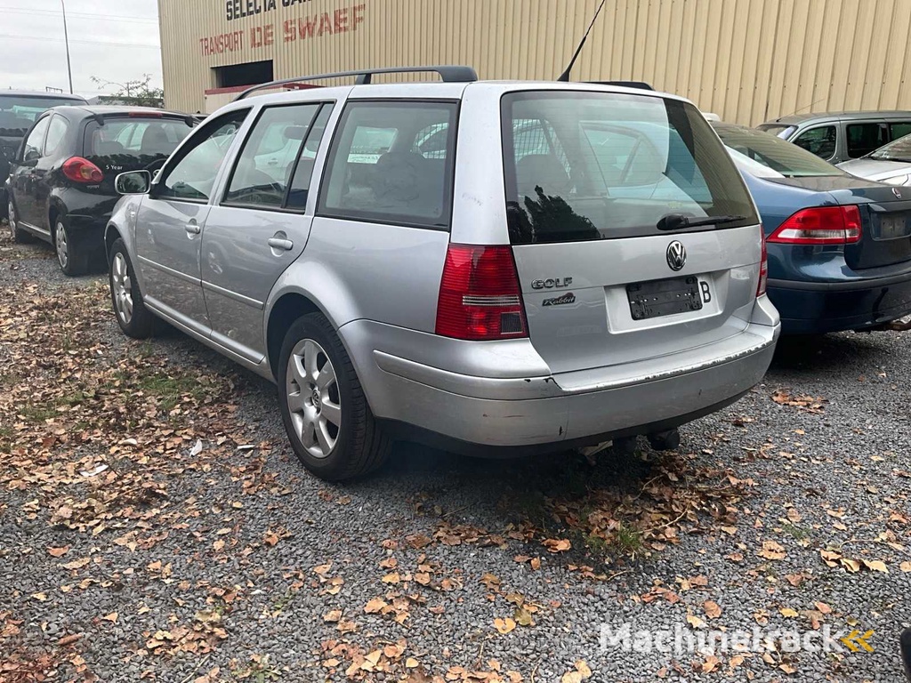 2003 Volkswagen Golf