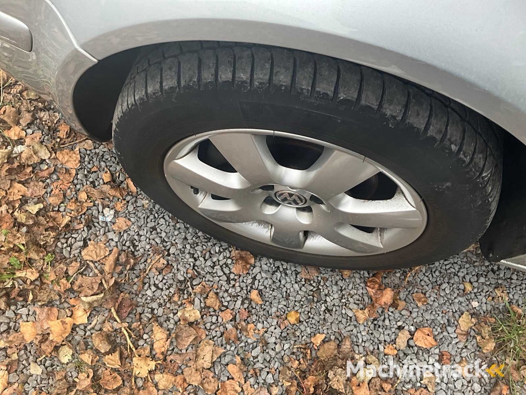 2003 Volkswagen Golf