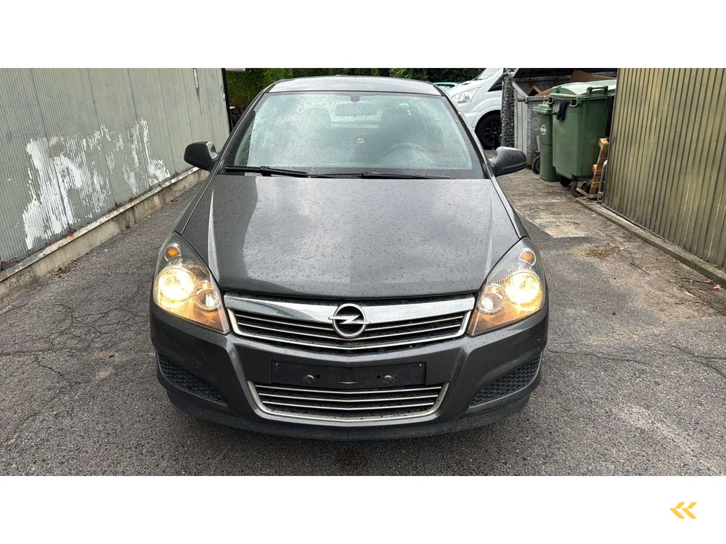 2012 Opel Astra Personenauto