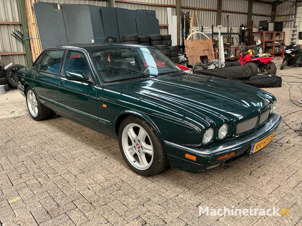Jaguar XJR 4.0 PKW