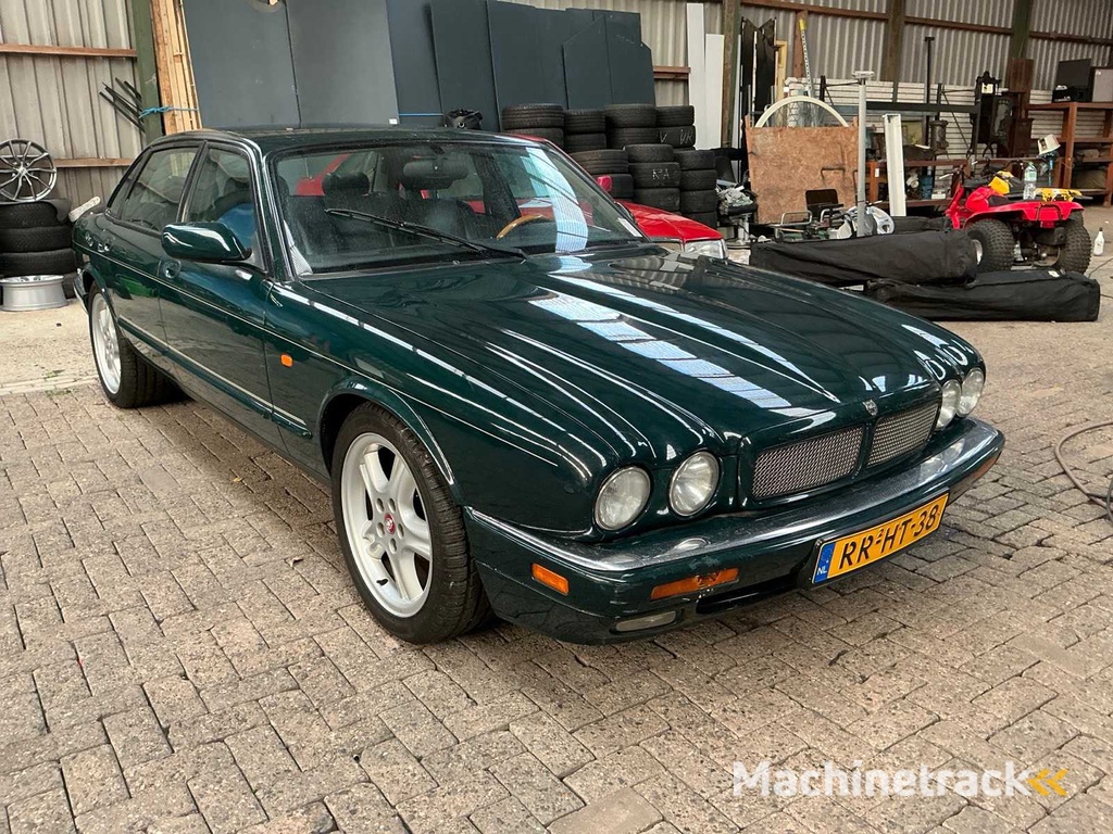 Jaguar XJR 4.0 PKW