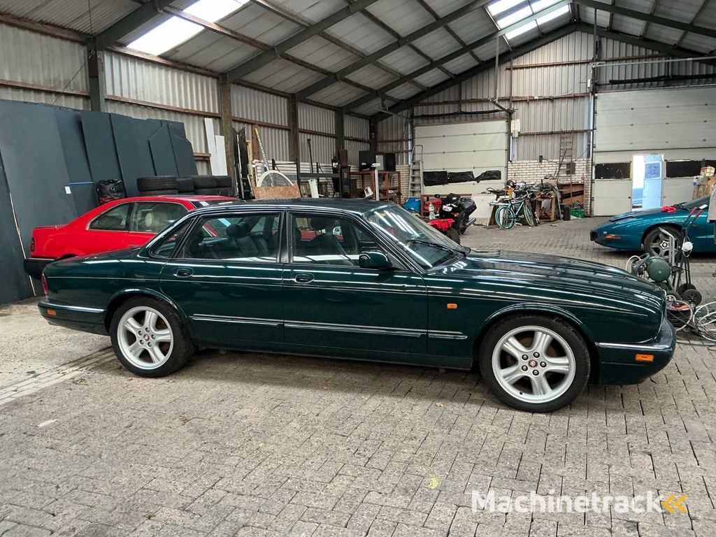 Jaguar XJR 4.0 PKW