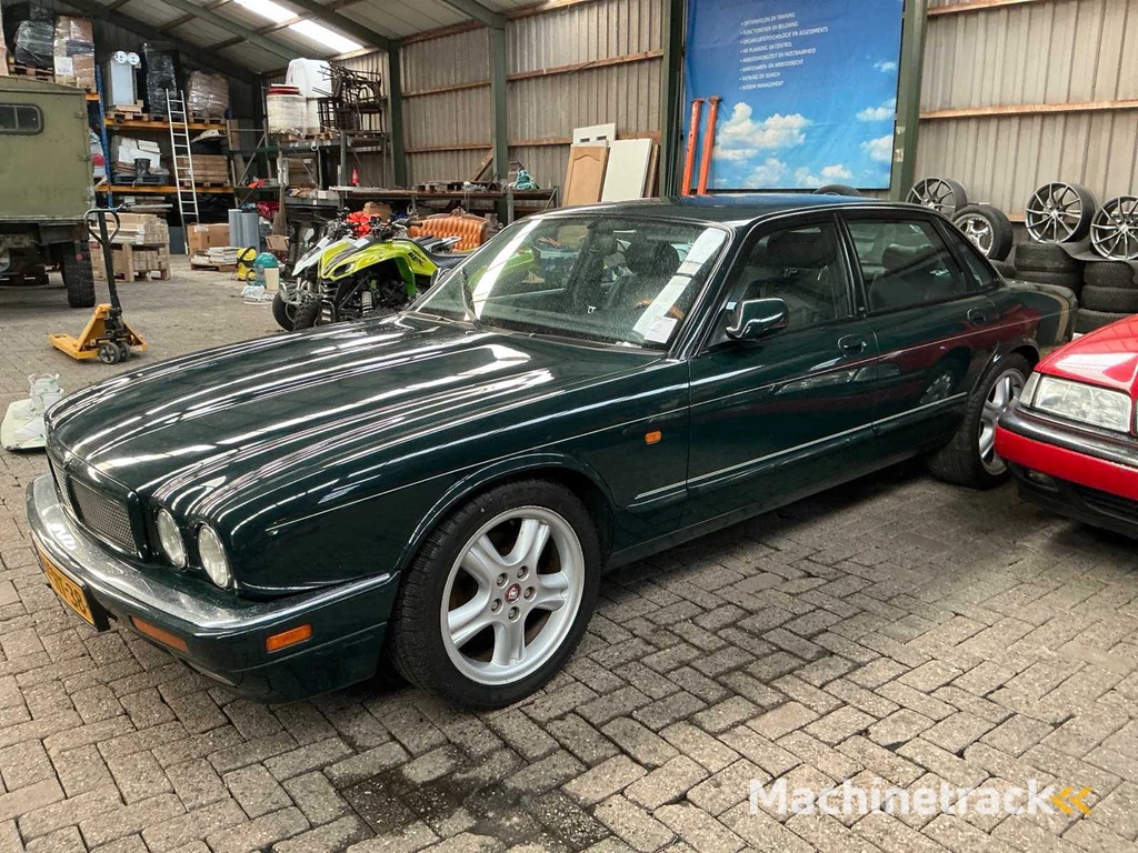 Jaguar XJR 4.0 PKW