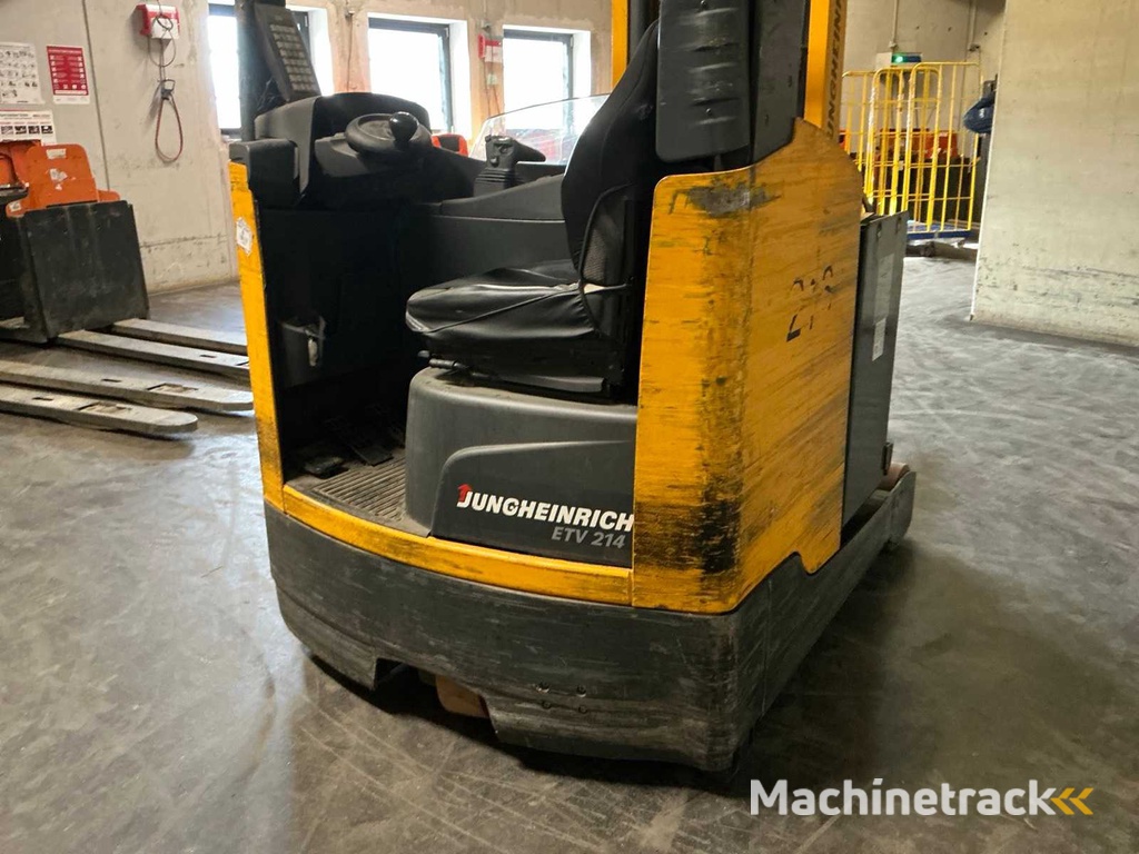 2011 Jungheinrich ETV214 Schubmaststapler