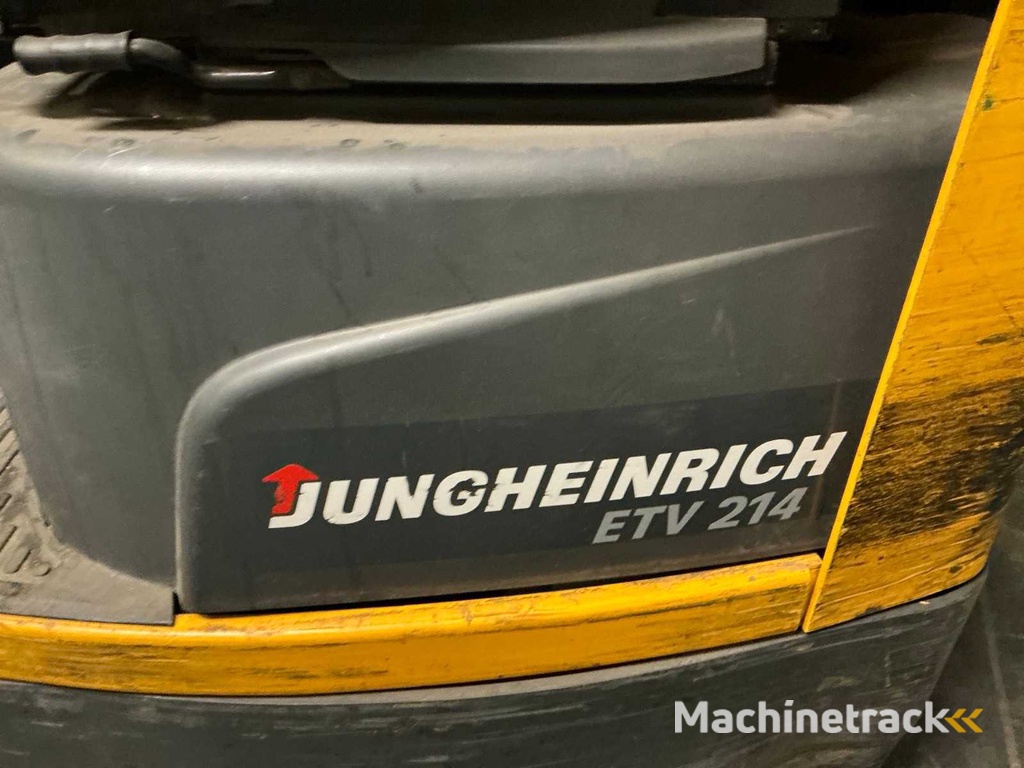 2011 Jungheinrich ETV214 Schubmaststapler