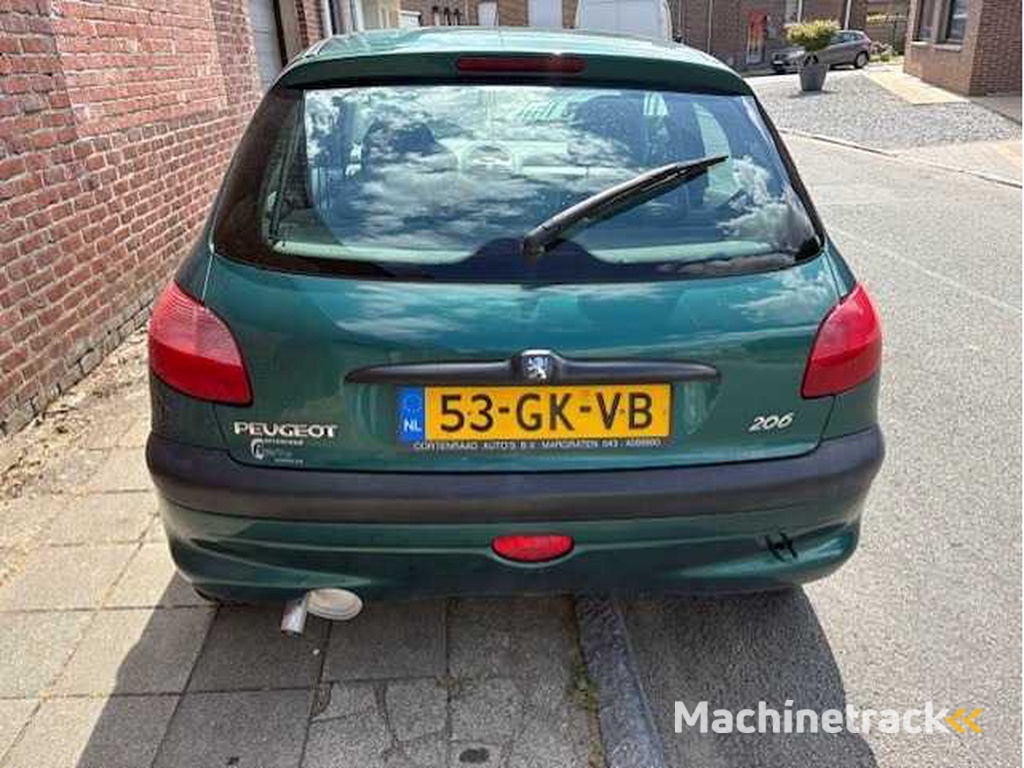 Peugeot - 206 - 1.4 Gentry - PKW - 2001