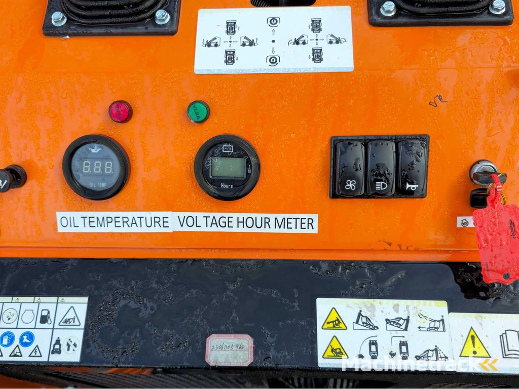 2025 - SDLOOL - 36C - Oranje - Shovel