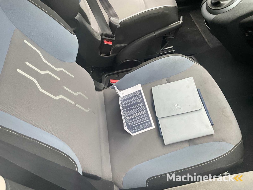 2014 Peugeot Partner Tipi