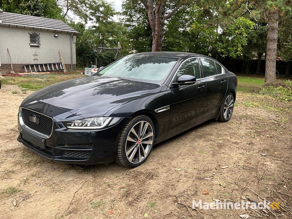 2016 Jaguar XE Pkw