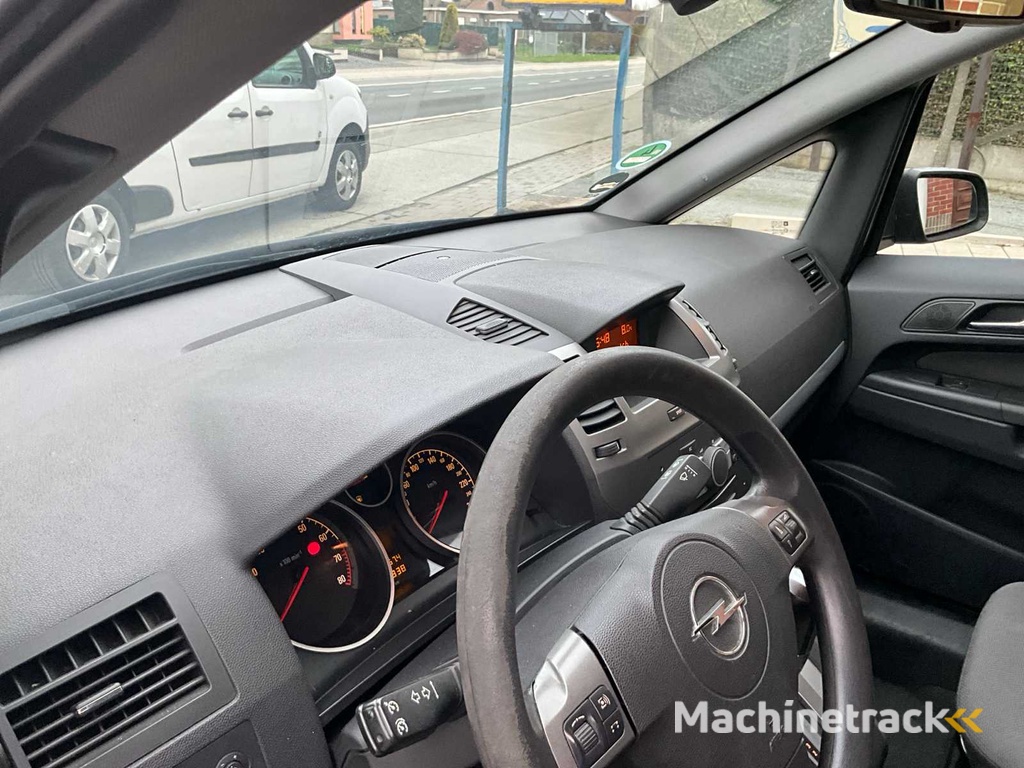 Opel Zafira - 2006
