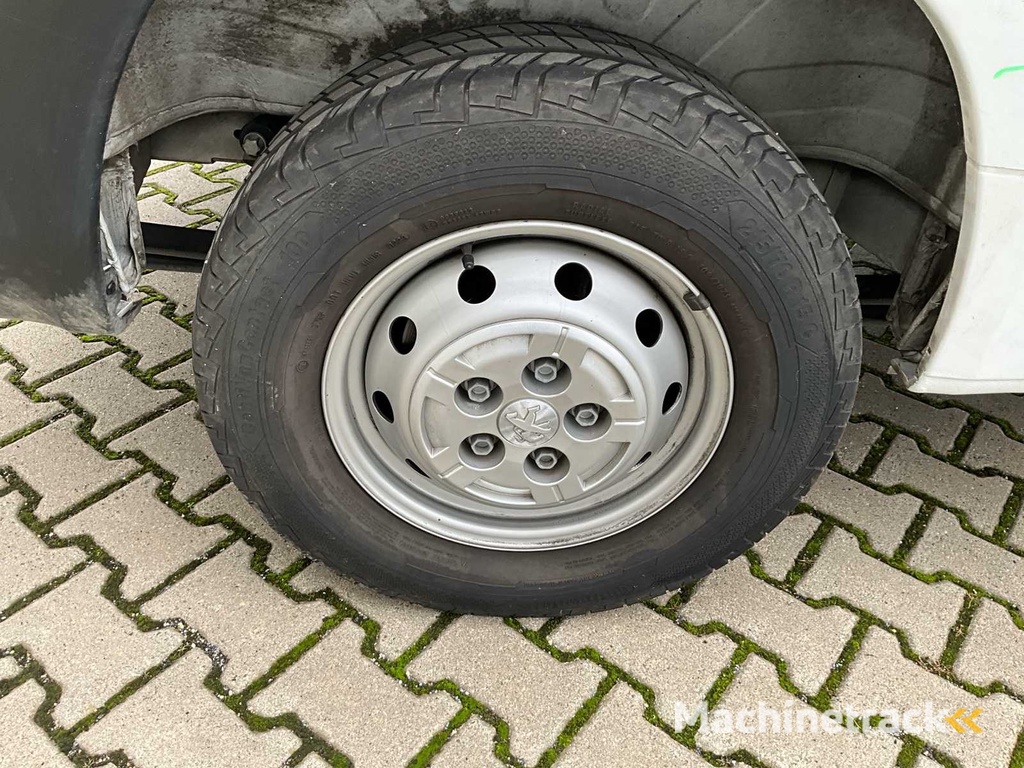 2023 Peugeot boxer lichte vracht - 27000km - 3pers - trekhaak