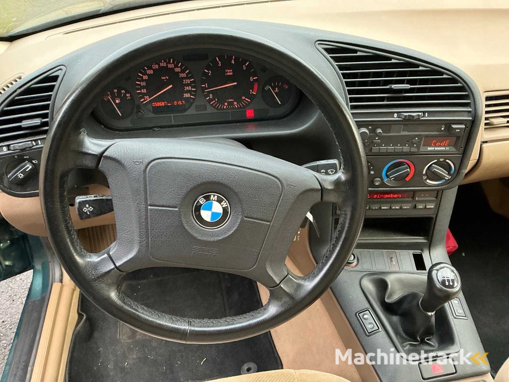 BMW 320i - 1994