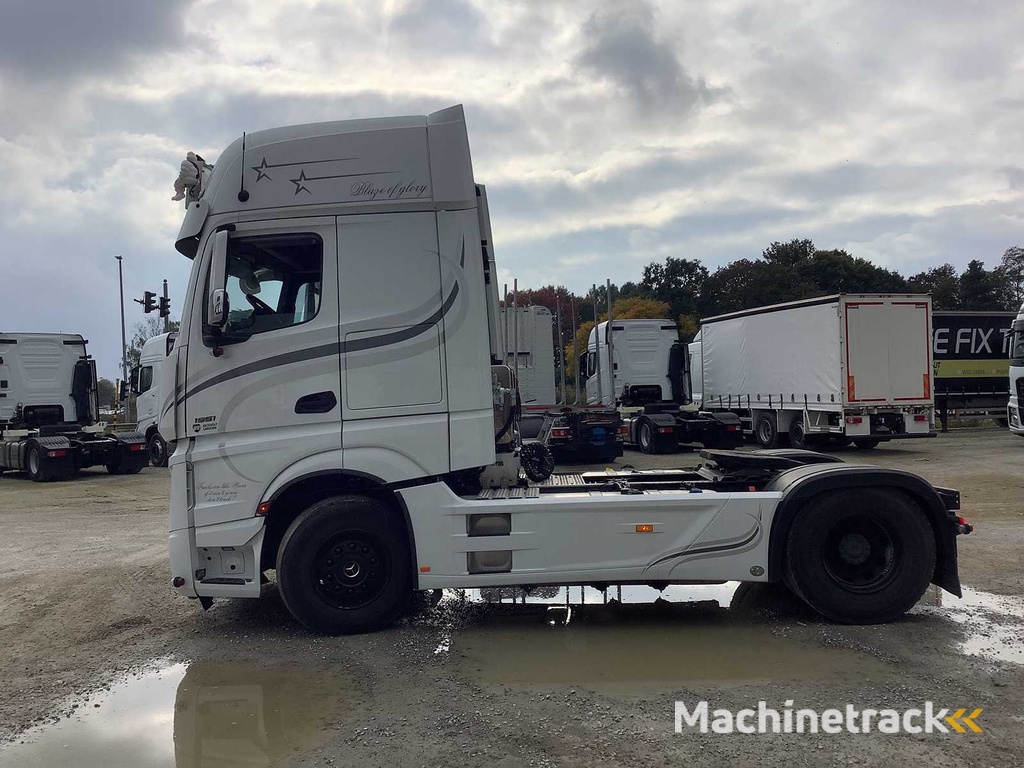 Mercedes-Benz - Actros 963-4-A - Truck - 2023