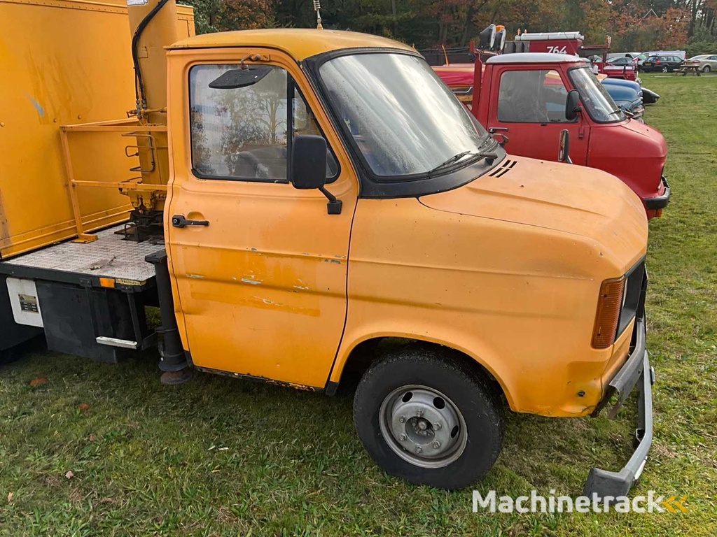 1980 Ford Transit 190 hoogwerker