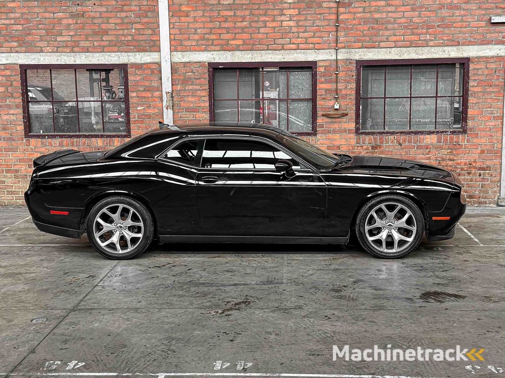 Dodge Challenger SXT PLUS 3.6 V6 305pk 2015
