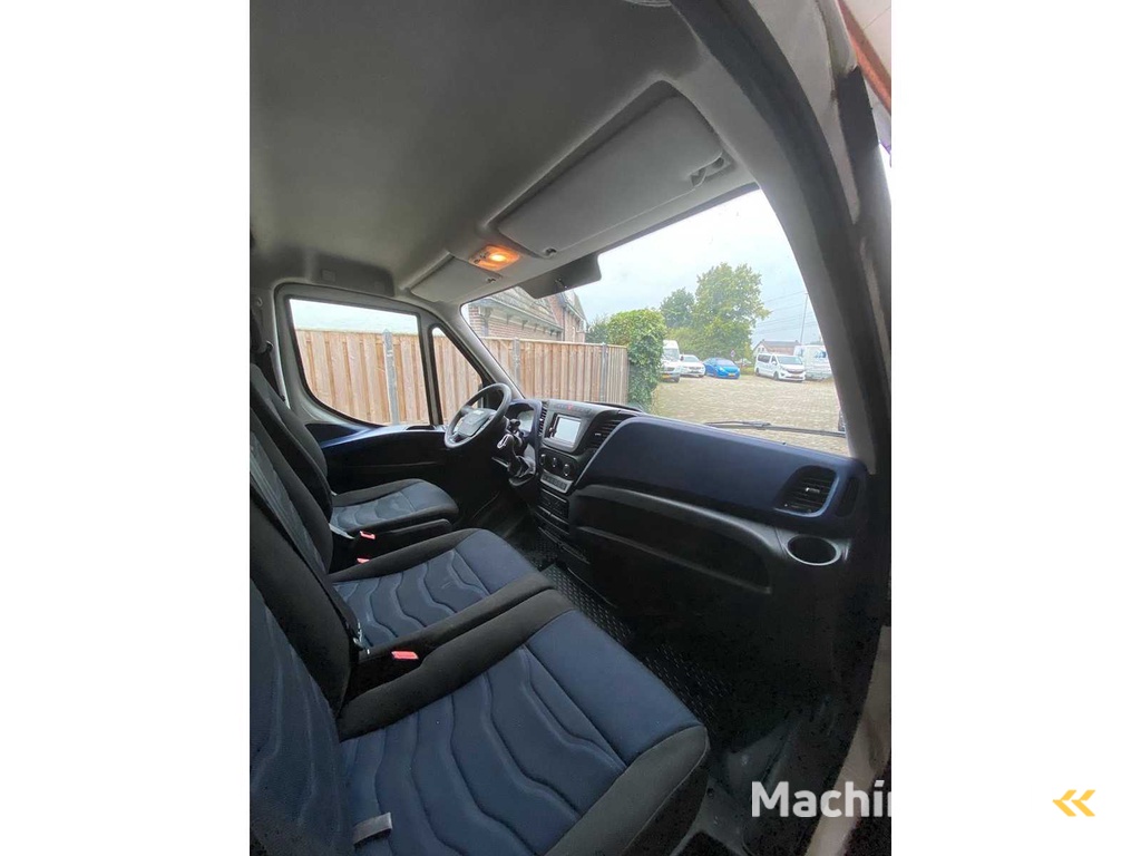 Iveco - Daily - 35S16V 2.3 352 L2H2 - Commercial vehicle