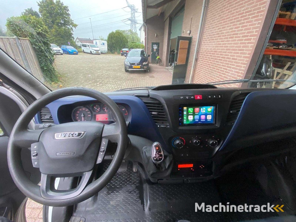 Iveco - Daily - 35S16V 2.3 352 L2H2 - Commercial vehicle