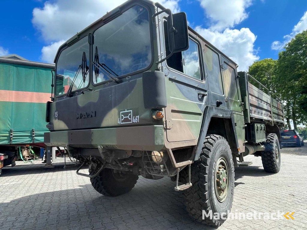 Man - Cat 4X4 - Truck