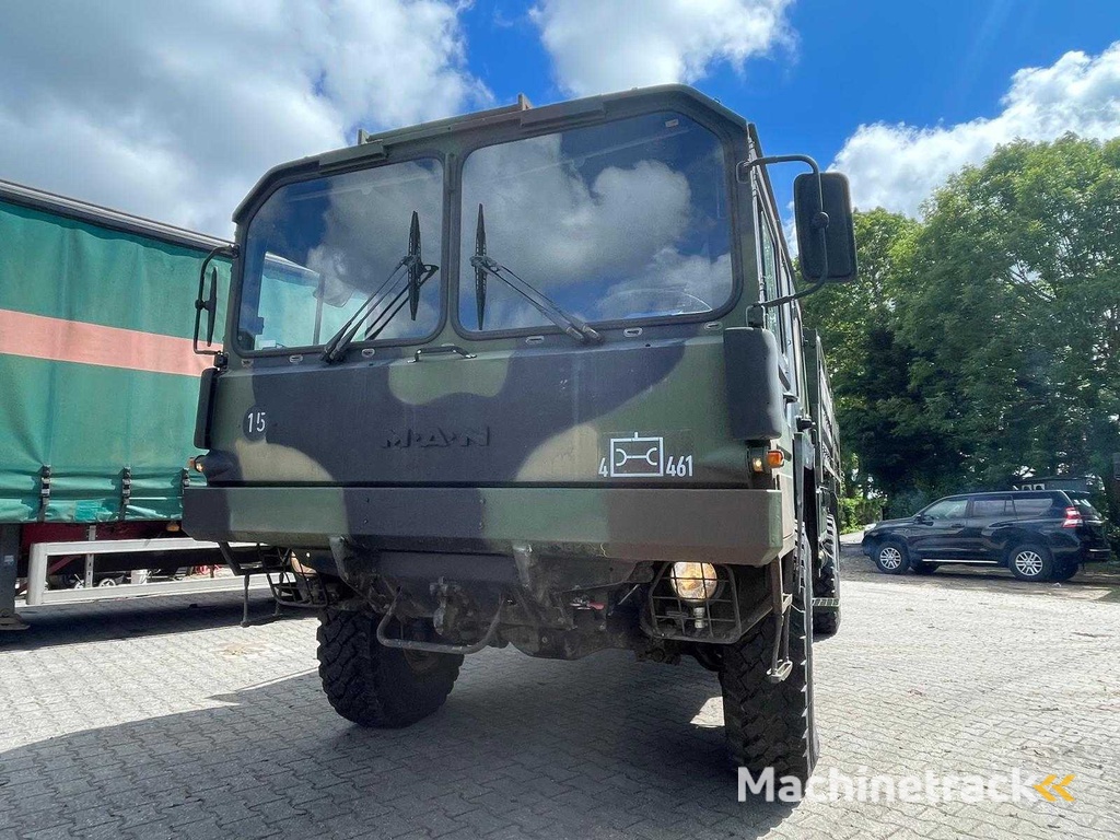 Man - Cat 4X4 - Truck