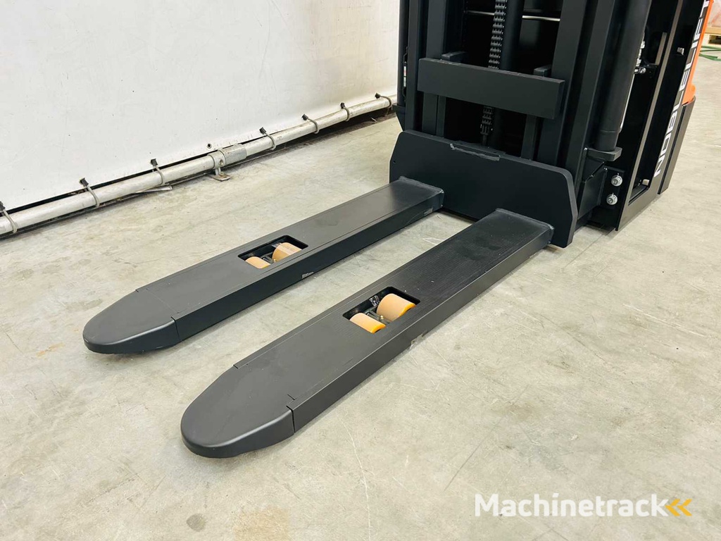 Noblelift - 2024 - PSE16L46 - Stacker 4.6M