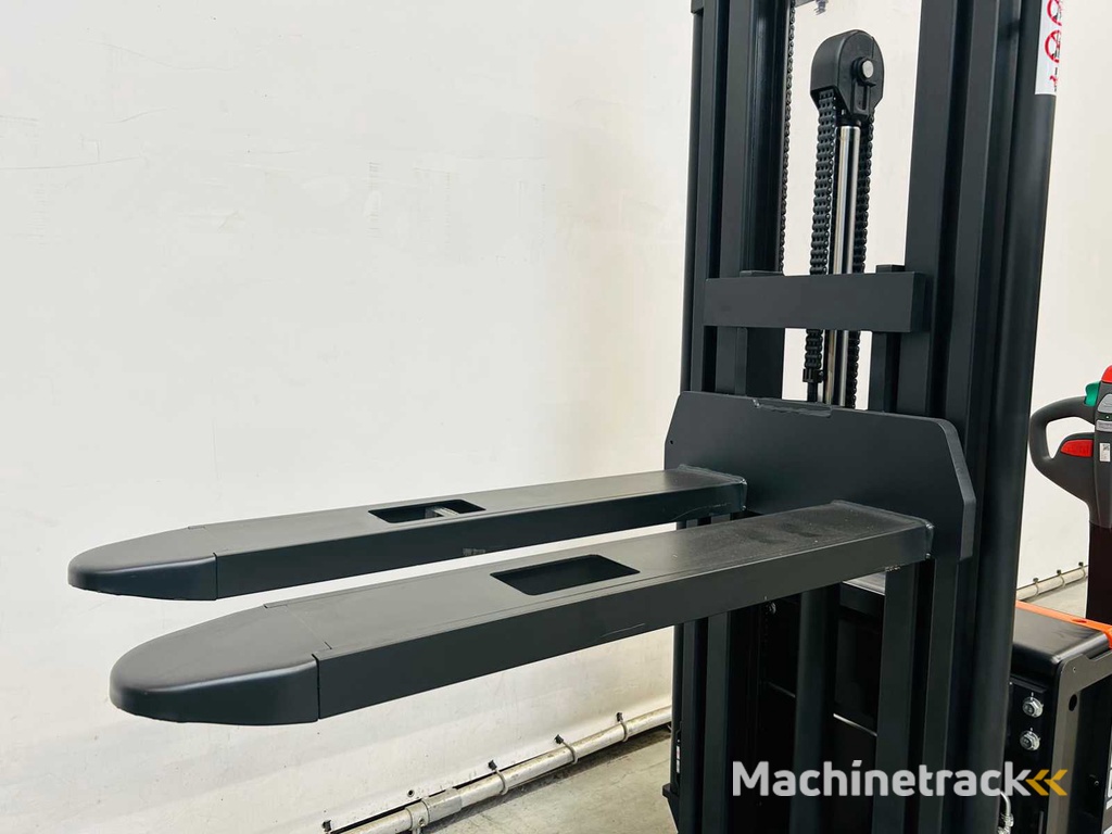 Noblelift - 2024 - PSE16L46 - Stacker 4.6M