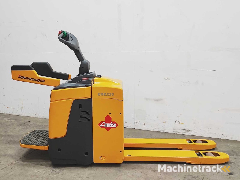 Jungheinrich - 2014 - ERE 225 - Electric pallet truck