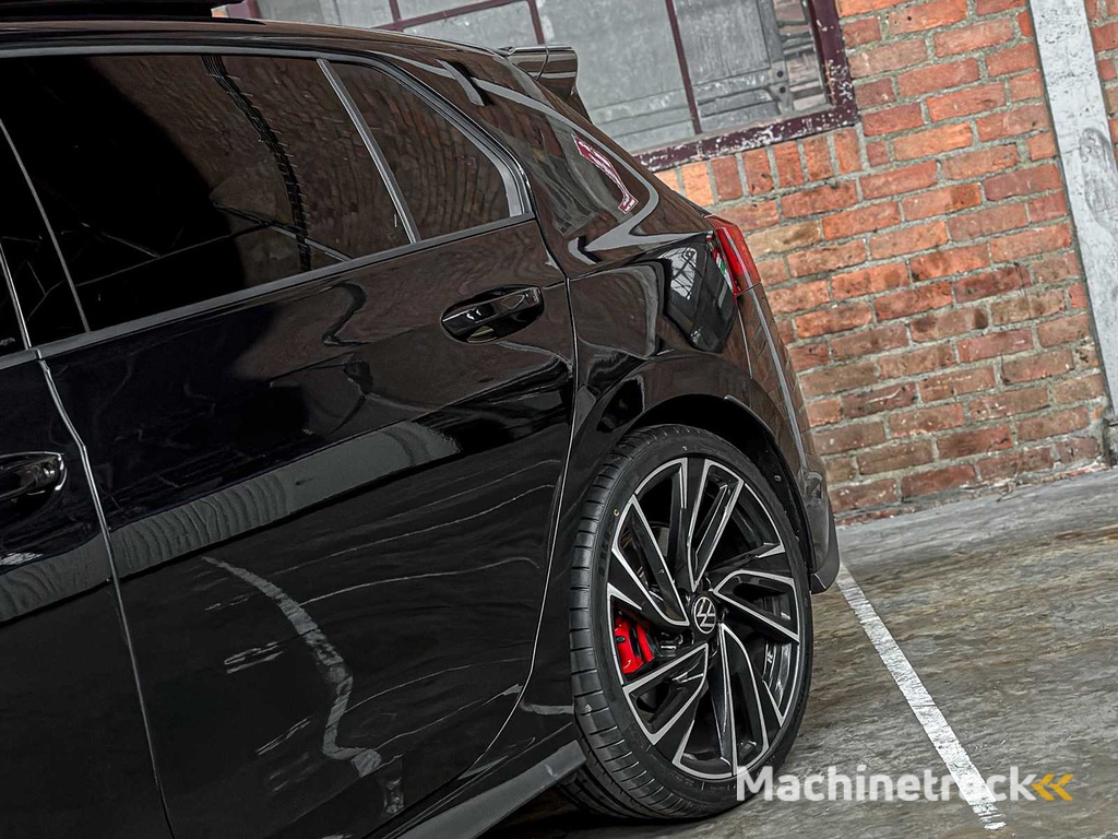 Volkswagen GTI ClubSport VIII 2.0 TSI (Golf 8) 300hp 2021, Z-241-GH