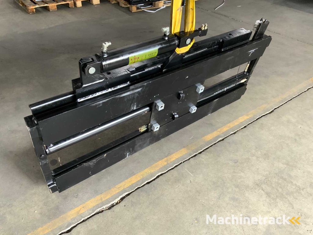 8 Ton fork positioner Fem 4