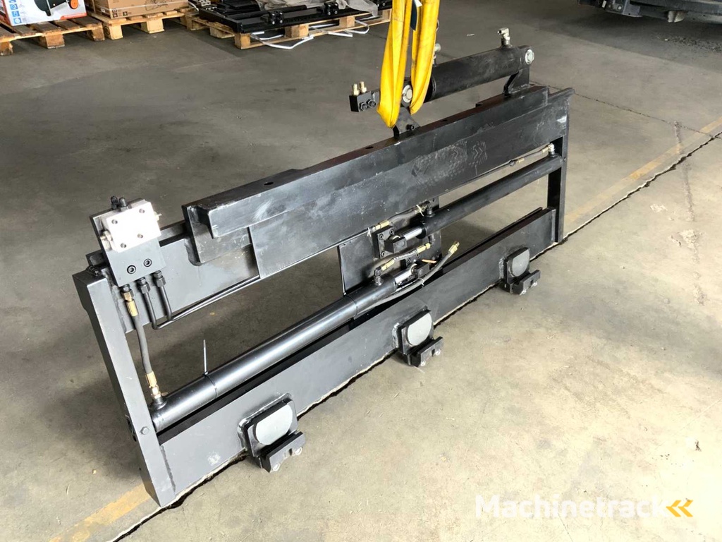 8 Ton fork positioner Fem 4
