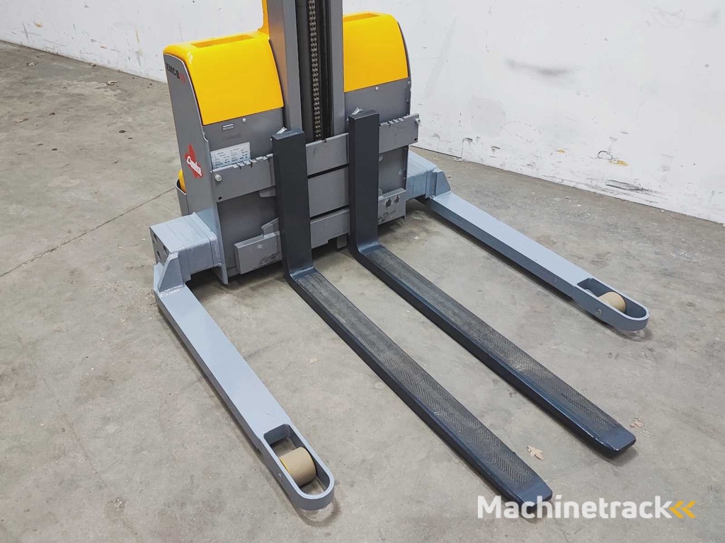 Jungheinrich - 2017 - EMC B10 - Stapelaar