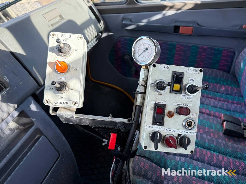 Mercedes - vario 814 4X4 - Nutzfahrzeug-Kipper