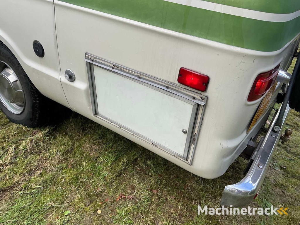 1978 Dodge B300 (228Explorer)