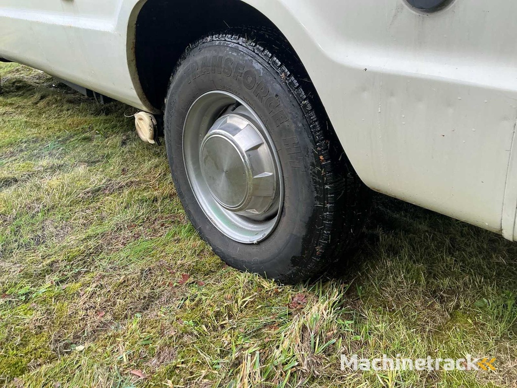 1978 Dodge B300 (228Explorer)